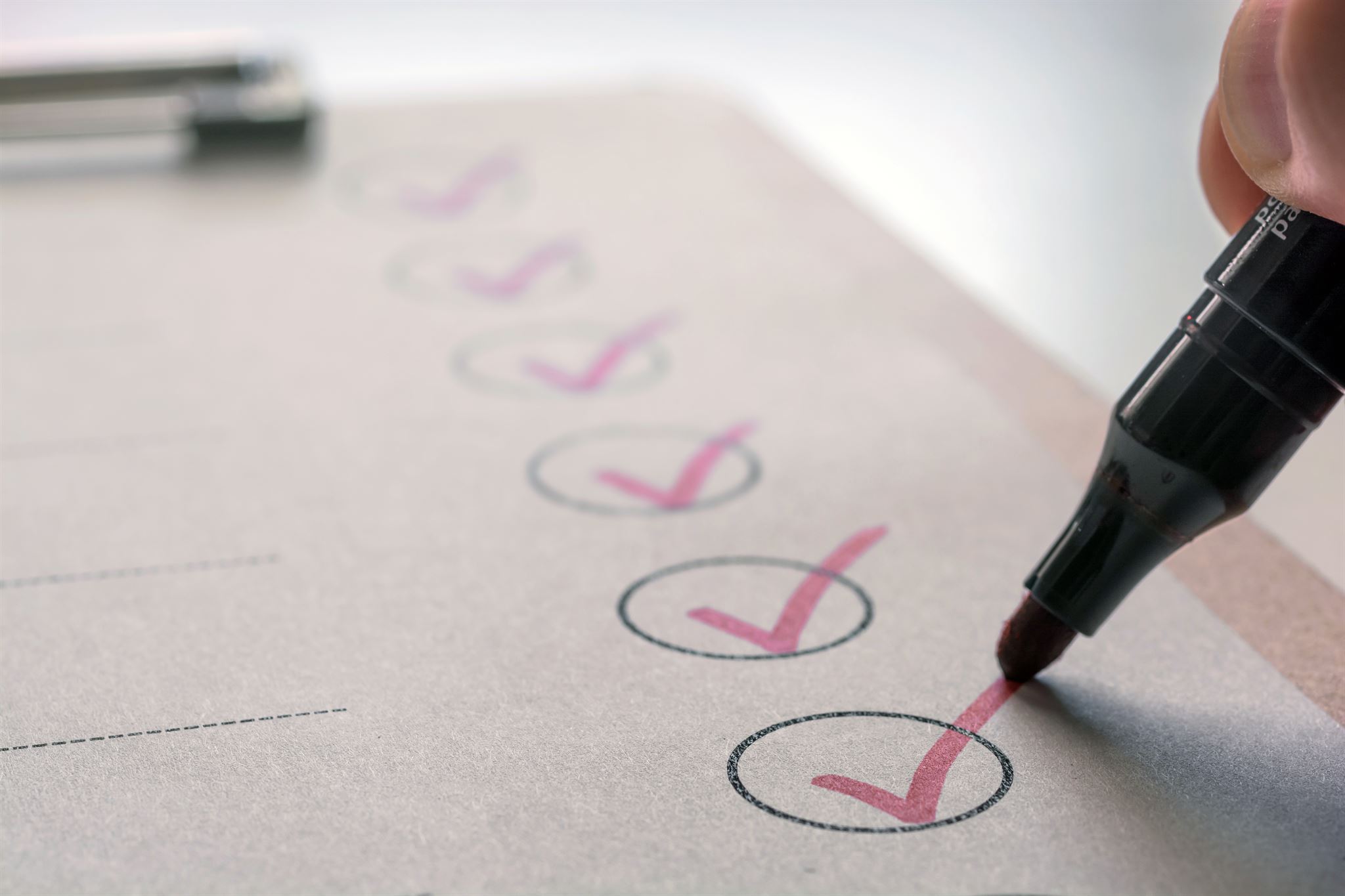 Close-up-of-checklist